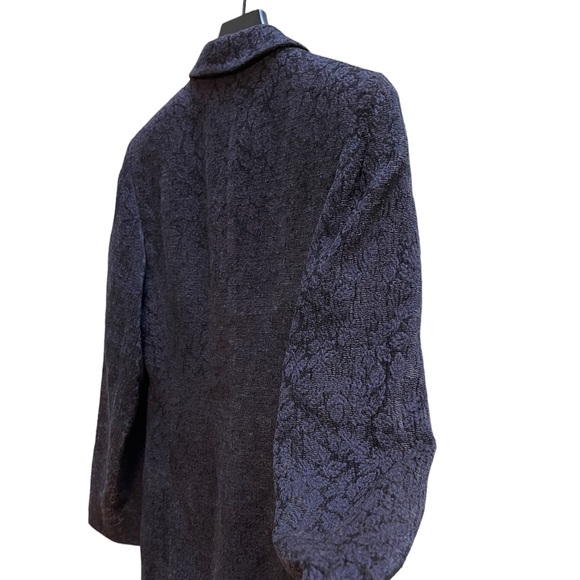 Lafayette 148 one button closure textured velvet blazer - Picture 7 of 13